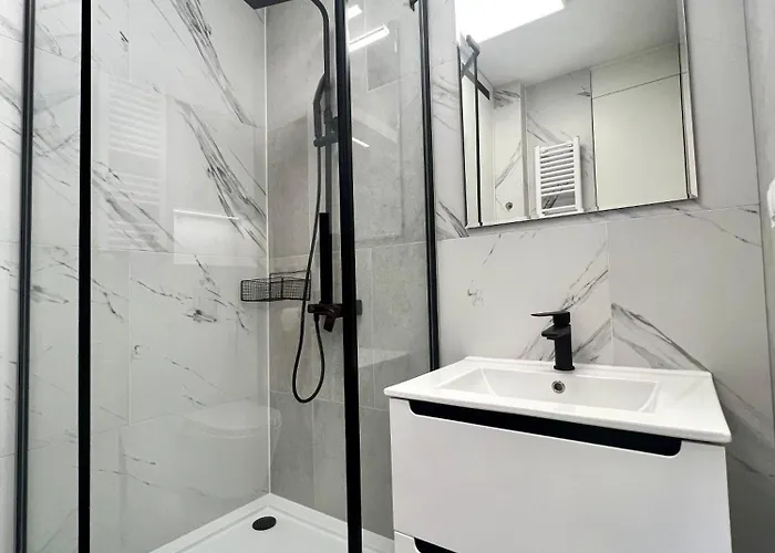 Apartment Kolejowa *